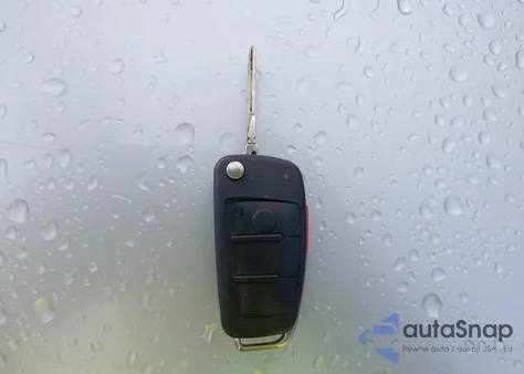 2011 Audi A3 2.0T Premium из США, поврежденный, VIN WAUFFAFM5BA015127